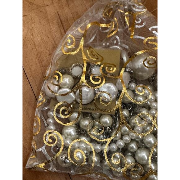 Mystery Jewelry Bag - Prom Formal Fancy Regency Silver Pearls - Picture 4 of 6